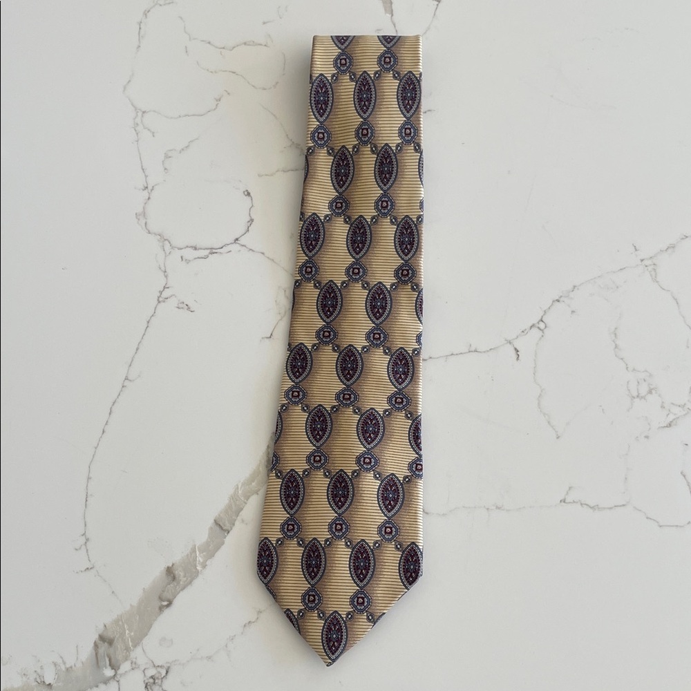 Classic Beige and Navy Patterned Tie